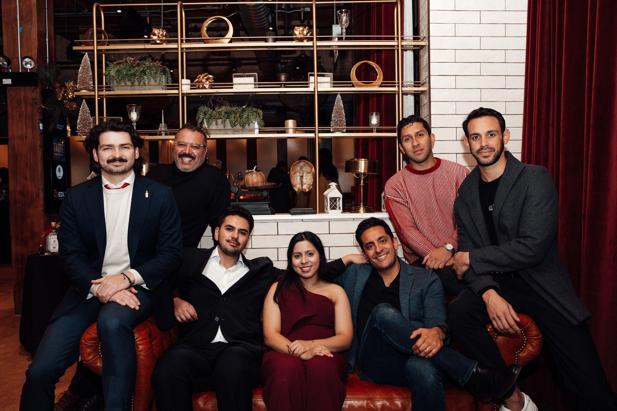 LaFamilia Chicago cover photo